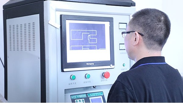 江蘇全自動點膠機