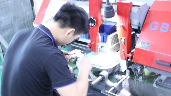 ab膠點(diǎn)膠機(jī)東莞-廠(chǎng)家怎么找