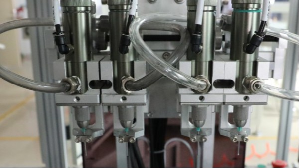 自動(dòng)點(diǎn)膠機(jī)點(diǎn)膠膠閥3種常見問題