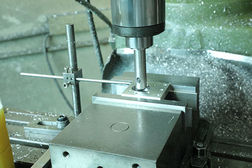 全自動點膠機生產(chǎn)廠家