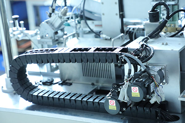 深圳全自動點(diǎn)膠機(jī)價格