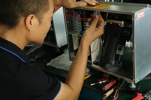 哪些公司有用到點(diǎn)膠機(jī)