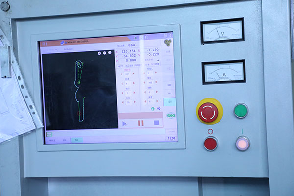 自動(dòng)點(diǎn)膠機(jī)公司